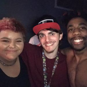 Meet your Posher, Levi